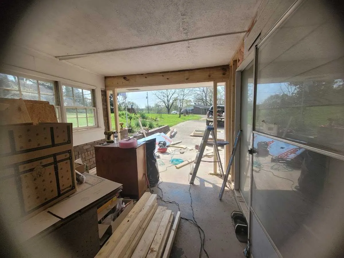 Air movers and dehumidifier for Drying & Dehumidification in Hallsville